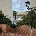 Dentro De Puerto Banus Апартаменты