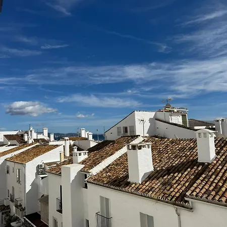 Dentro De Puerto Banus * 마르베야