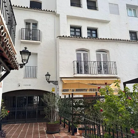 公寓 Dentro De Puerto Banus *