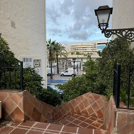 Dentro De Puerto Banus Apartment