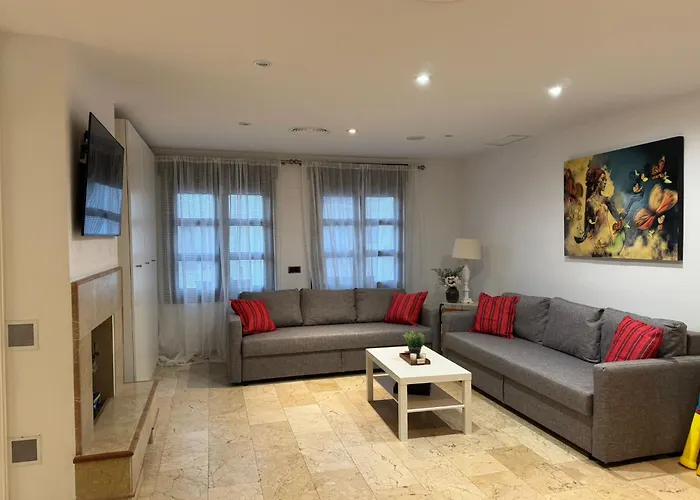 Dentro De Puerto Banus 아파트